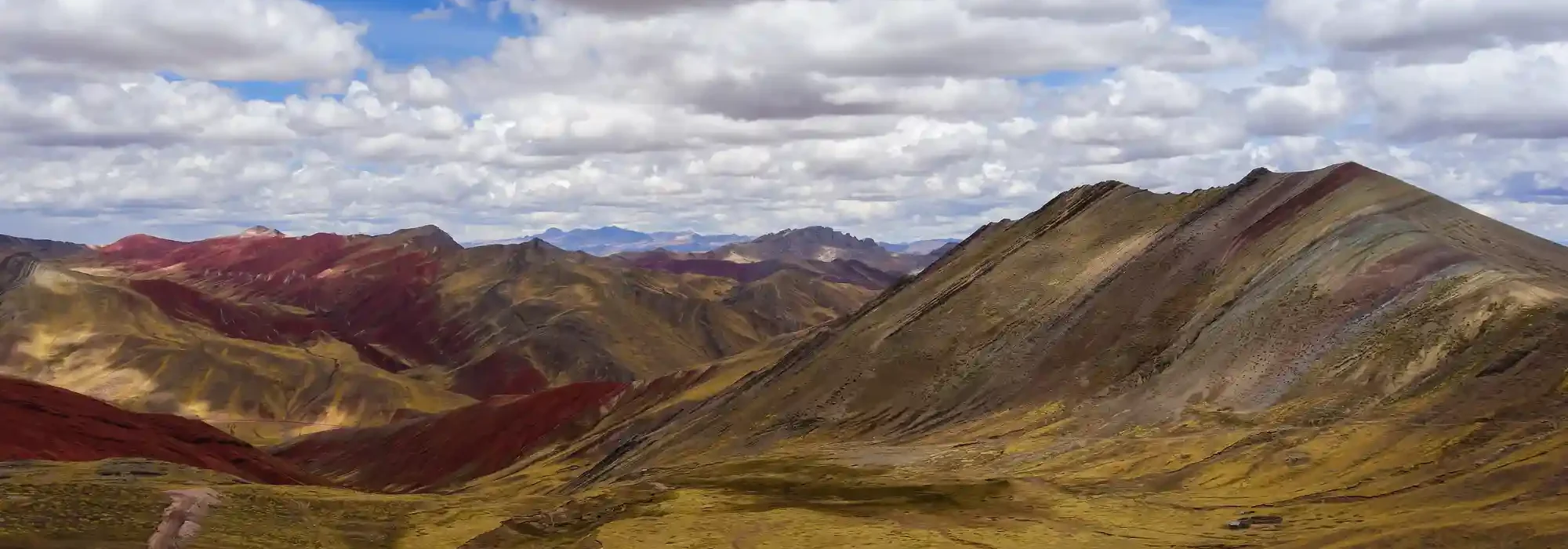 Rainbow Mountain Tour: Full Day Hike